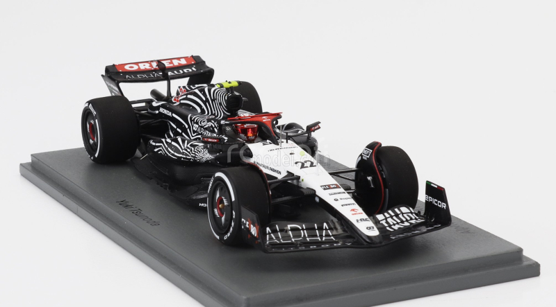 Spark-model Alpha tauri F1  At04 Team Alpha Tauri N 22 Las Vegas Usa Gp 2023 Yuki Tsunoda 1:43 Bílá Černá