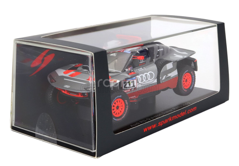 Spark-model Audi Q E-tron Rs Team Audi Sport N 211 Rally Dakar 2023 Mattias Ekstrom - Emil Bergkvist 1:43 Šedá Stříbrná Černá