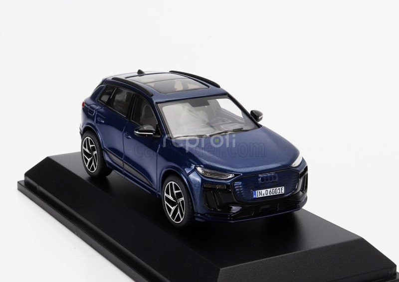 Spark-model Audi Q6 E-tron 2023 1:43 Ascari Blue Met