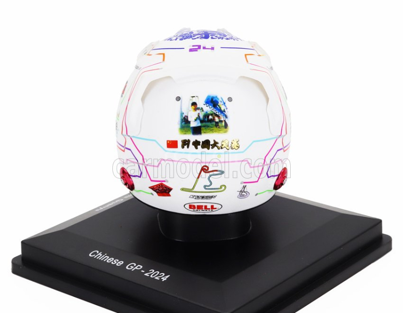 Spark-model Bell helmet Casco Helmet F1 Guanyu Zhou Team Stake Kick Sauber N 24 China Gp 2024 1:5 Bílá
