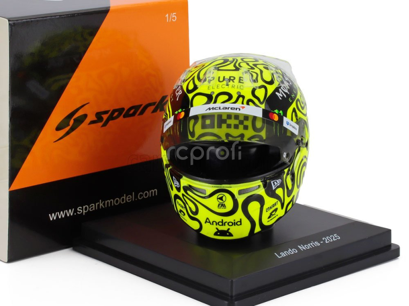 Spark-model Bell helmet Casco Helmet F1 Lando Norris Team Mclaren N 4 Season 2025 1:5 Žlutá Černá