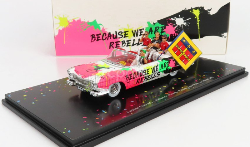 Spark-model Cadillac Eldorado Biarritz Cabriolet 1959 - Parade Des Pilotes Team Rebellion Racing 24h Le Mans 2019 T.laurent - G.menezes - N.berthon 1:43 Bílá Růžová Černá