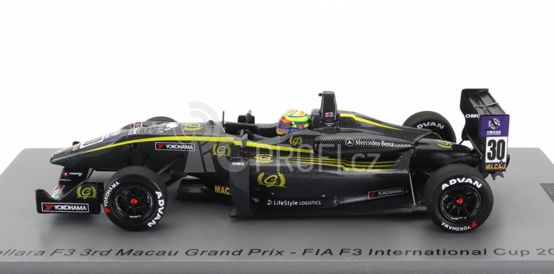 Spark-model Dallara F3  Team Double R Racing N 30 3rd Macau Gp International Cup 2015 Alexander Sims 1:43 Black