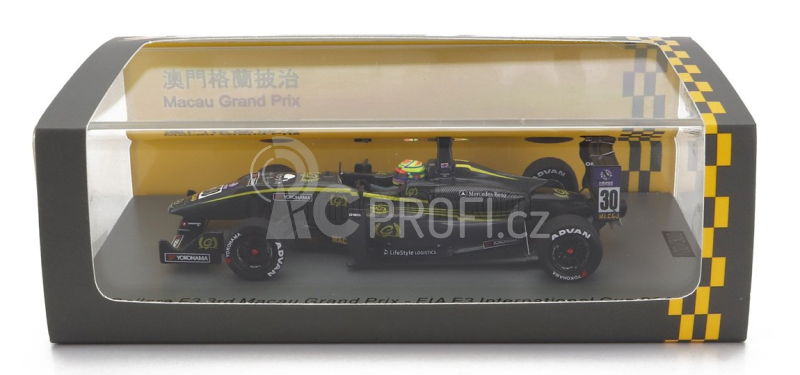 Spark-model Dallara F3  Team Double R Racing N 30 3rd Macau Gp International Cup 2015 Alexander Sims 1:43 Black