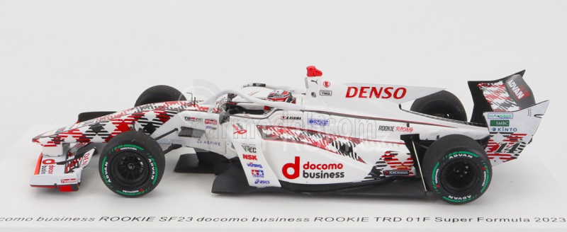Spark-model Dallara Sf23 Toyota Trd01f Team Denso Rookie Racing N 14 Super Formula Season 2023 Kazuya Oshima 1:43 Bílá Červená Černá