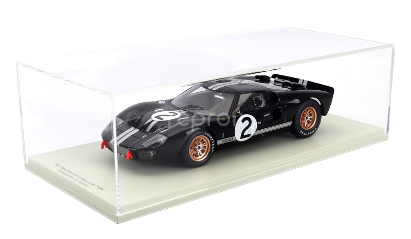 Spark-model Ford usa Gt40 Mkii 7.0l V8 Team Shelby American Inc. N 2 Winner 24h Le Mans 1966 B.mclaren - C.amon 1:18 Černá Stříbrná