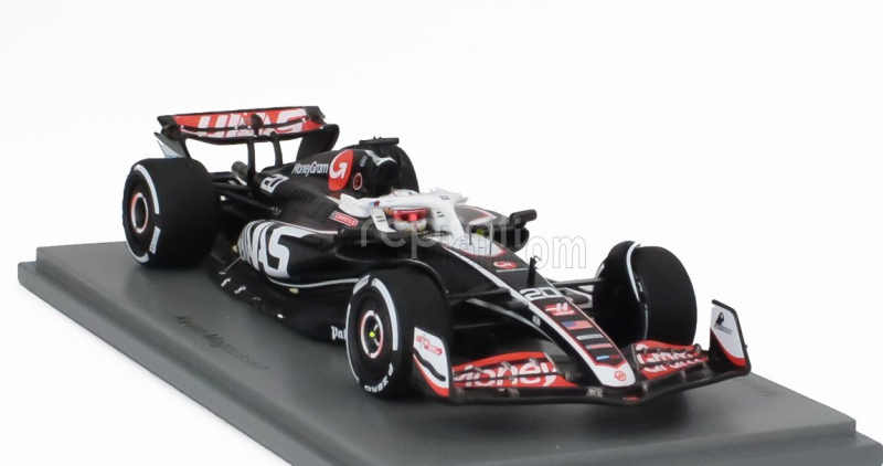 Spark-model Haas F1  Fw24 Team Moneygram Haas N 20 Australian Gp 2024 Kevin Magnussen 1:43 Černá Bílá