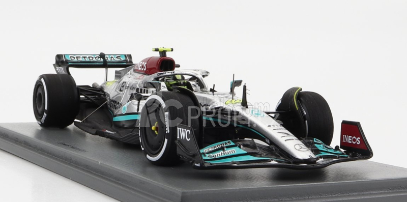 Spark-model Mercedes gp F1 W13e Team Mercedes-amg Petronas F1 N 44 2nd France Gp 2022 Lewis Hamilton 1:43 Stříbrná Zelená