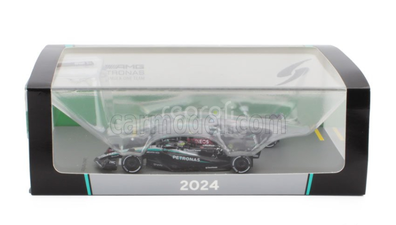 Spark-model Mercedes gp Set F1  2x W15 Eq Performance Team Amg Petronas Motorsport N 44 2nd Las Vegas Gp 2024 Lewis Hamilton + N 63 Winner Las Vegas Usa 2024 George Russell 1:64 Černá Stříbrná Zelená