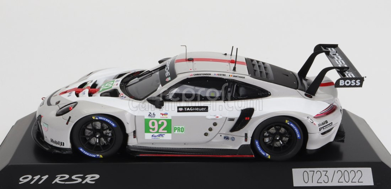 Spark-model Porsche 911 991-2 Rsr-19 4.2l Team Porsche Gt N 92 24h Le Mans 2022 Michael Christensen - Kevin Estre - Laurens Vanthoor 1:43 Bílá Šedá Červená