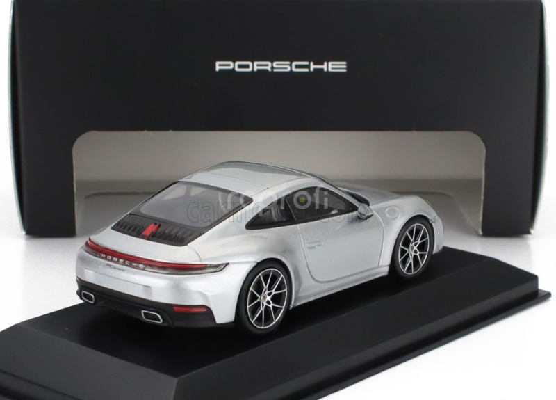 Spark-model Porsche 911 992-2 Carrera Coupe Gt 2024 1:43 Silver