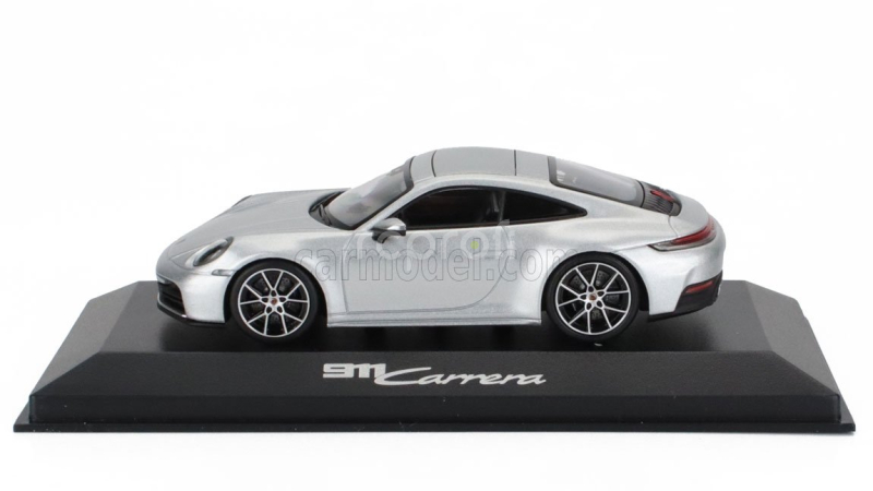 Spark-model Porsche 911 992-2 Carrera Coupe Gt 2024 1:43 Silver