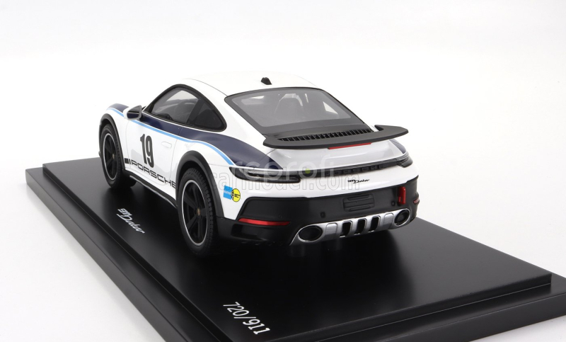Spark-model Porsche 911 992 Coupe N 19 Rally Dakar Design 2022 - Con Vetrina - With Showcase 1:18 Bílá Modrá