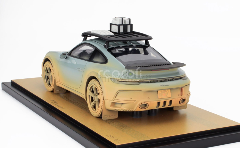 Spark-model Porsche 911 992 Dakar N 00 Ahead Coupe 2024 - Con Vetrina - With Showcase 1:18 Zelený Odstín