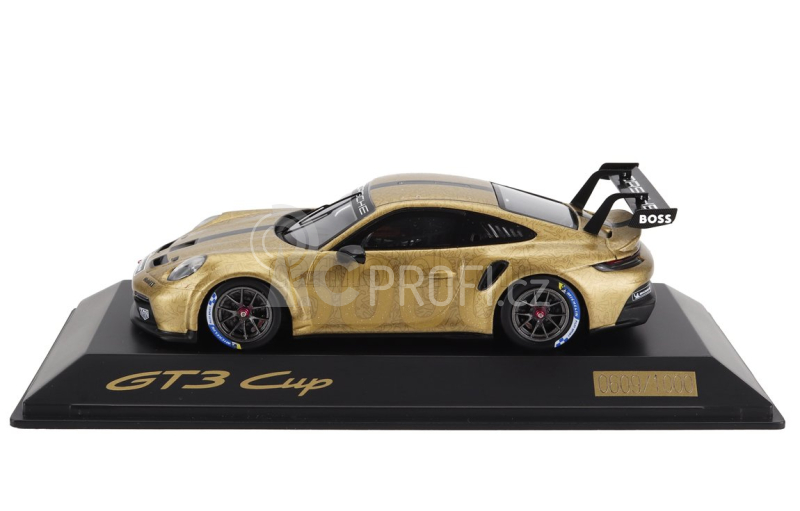 Spark-model Porsche 911 992 Gt3 Cup 5000 Coupe 2022 1:43 Matná Zlatá Černá