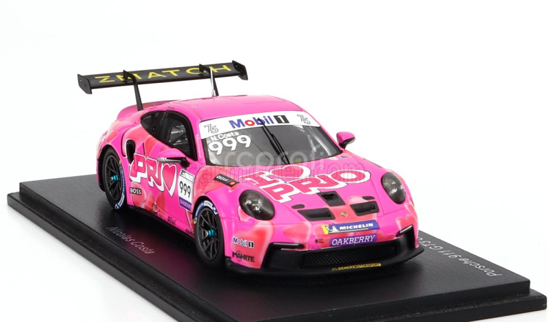 Spark-model Porsche 911 992 Gt3 Cup N 999 Porsche Carrera Cup Brazil Champion 2023 Nicolas Costa 1:43 Pink