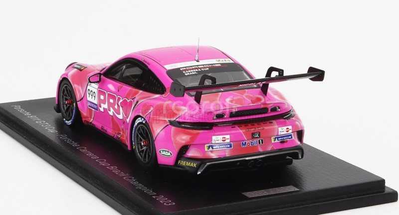 Spark-model Porsche 911 992 Gt3 Cup N 999 Porsche Carrera Cup Brazil Champion 2023 Nicolas Costa 1:43 Pink