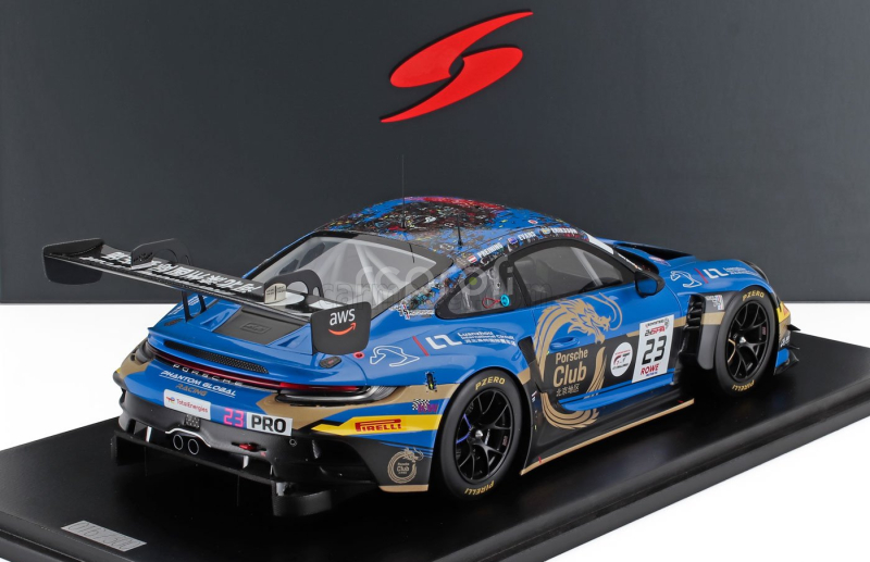 Spark-model Porsche 911 992 Gt3 R 4.2l Team Phantom Global Racing N 23 24h Spa 2024 Jaxon Evans - Joel Eriksson - Thomas Preining 1:18 Blue