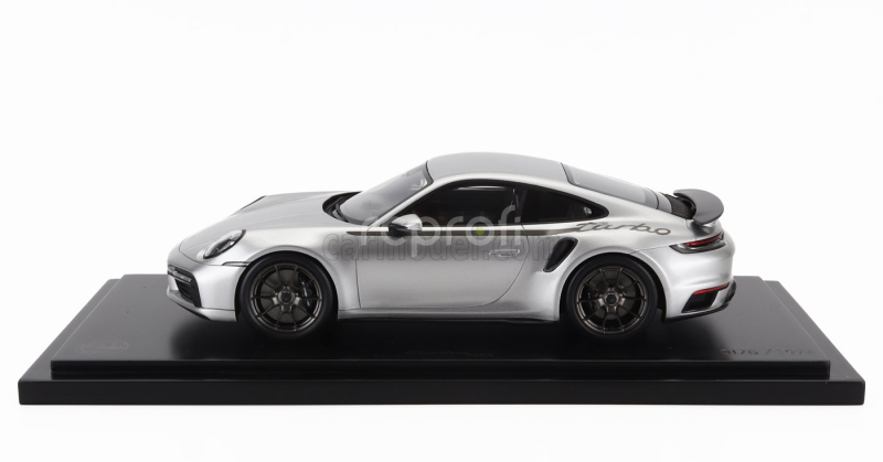 Spark-model Porsche 911 992 Turbo Coupe 2024 - 50th Anniversary 911 Turbo - Con Vetrina - With Showcase 1:18 Silver