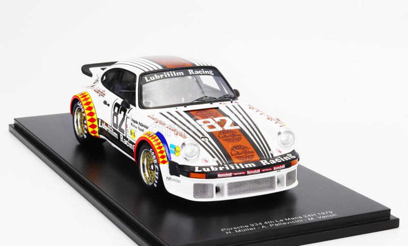Spark-model Porsche 934 3.0l Turbo Team Lubrifilm Racing N 82 24h Le Mans 1979 H.muller - A.pallavicini - M.vanoli 1:18 Bílá