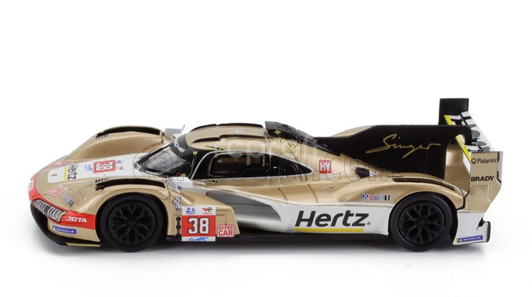 Spark-model Porsche 963 9rd 4.6l Turbo V8 Team Hertz Jota N 38 24h Le Mans 2024 Jenson Button - Phil Hanson - Oliver Rasmussen 1:64 Bílé Zlato