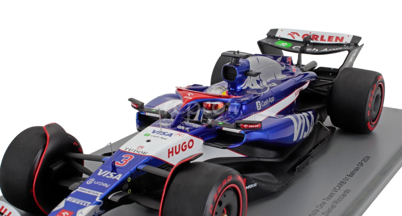 Spark-model Racing bulls F1 Vcarb-01 Team Visa Cash App N 3 Bahrain Gp 2024 Daniel Ricciardo 1:18 Modrá Bílá