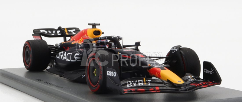 Spark-model Red bull F1  Rb18 Team Oracle Red Bull Racing N 1 Winner Dutch Gp World Champion 2022 - 30th Victory Max Verstappen 1:43 Matná Modrá Žlutá Červená