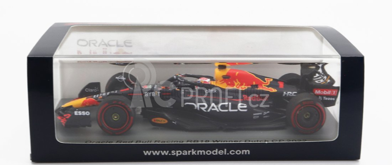 Spark-model Red bull F1  Rb18 Team Oracle Red Bull Racing N 1 Winner Dutch Gp World Champion 2022 - 30th Victory Max Verstappen 1:43 Matná Modrá Žlutá Červená
