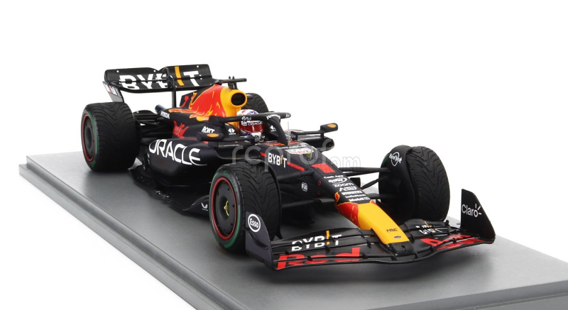 Spark-model Red bull F1  Rb19 Team Oracle Red Bull Racing N 1 World Champion Winner Dutch Gp 2023 Max Verstappen 1:18 Matt Blue