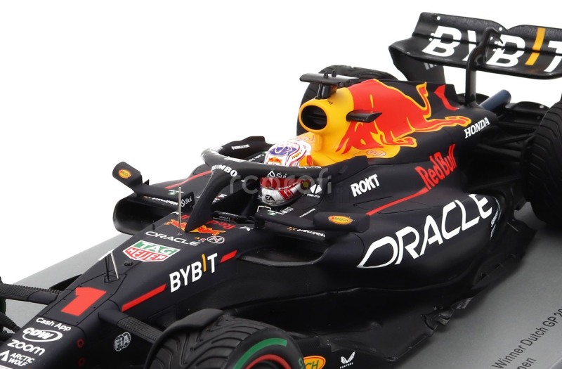 Spark-model Red bull F1  Rb19 Team Oracle Red Bull Racing N 1 World Champion Winner Dutch Gp 2023 Max Verstappen 1:18 Matt Blue