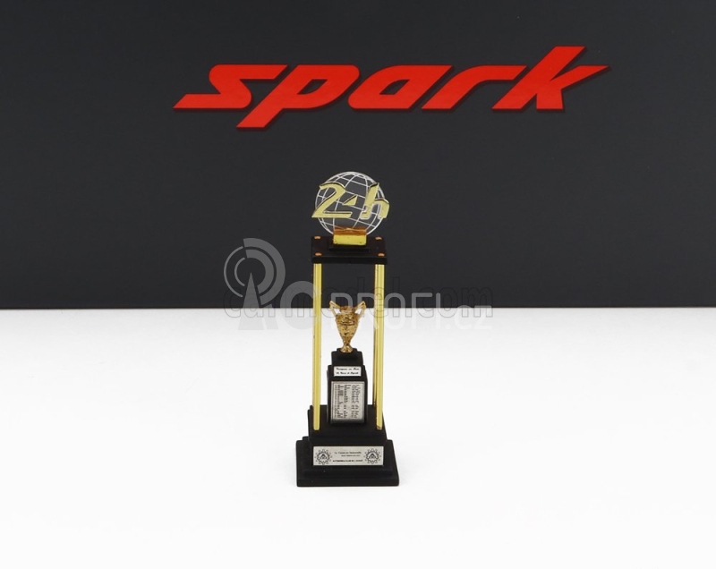 Spark-model Toyota Gr010 3.5l Turbo Hybrid V6 Team Toyota Gazoo Racing N 8 Winner 24h Le Mans 2022 S.buemi - B.hartley - R.hirakawa - Con Vetrina - With Showcase 1:18 Bílá Červená Šedá