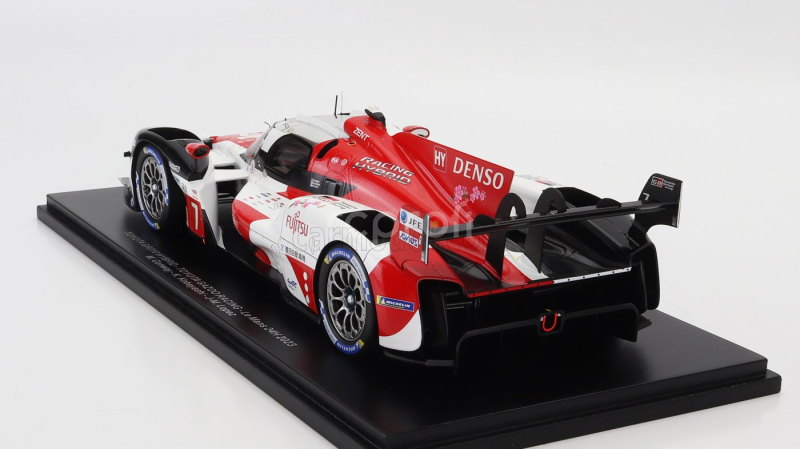 Spark-model Toyota Gr010 3.5l V6 Twin Turbo Hybrid Team Gazoo Racing N 7 24h Le Mans 2023 Mike Conway - Kamui Kobayashi - Jose Maria Lopez 1:18 Bílá Červená