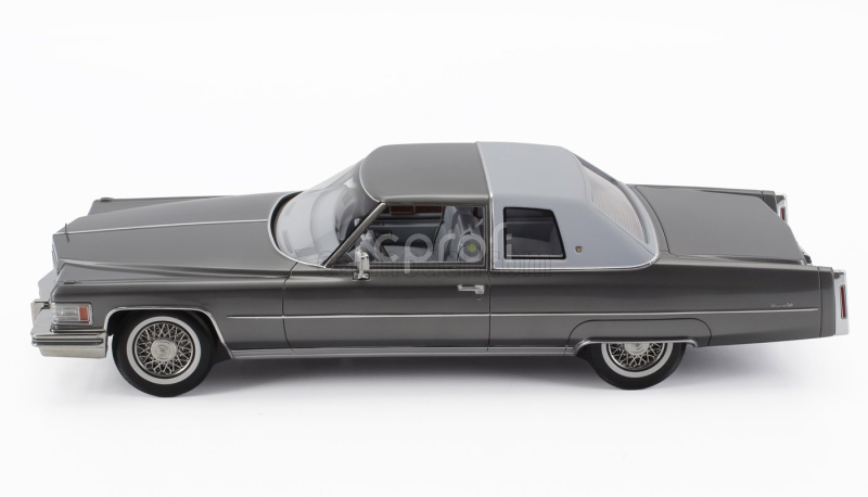 Stamp-models Cadillac Coupe De Ville 1976 1:18 Šedá Bílá