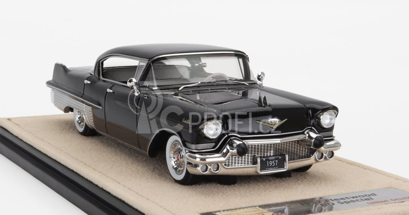 Stamp-models Cadillac Fleetwood Sixty Special 1957 1:43 Black