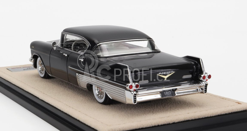 Stamp-models Cadillac Fleetwood Sixty Special 1957 1:43 Black