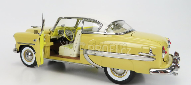 Sun-star Chevrolet Bel Air Coupe 1953 1:18 Žlutá Bílá
