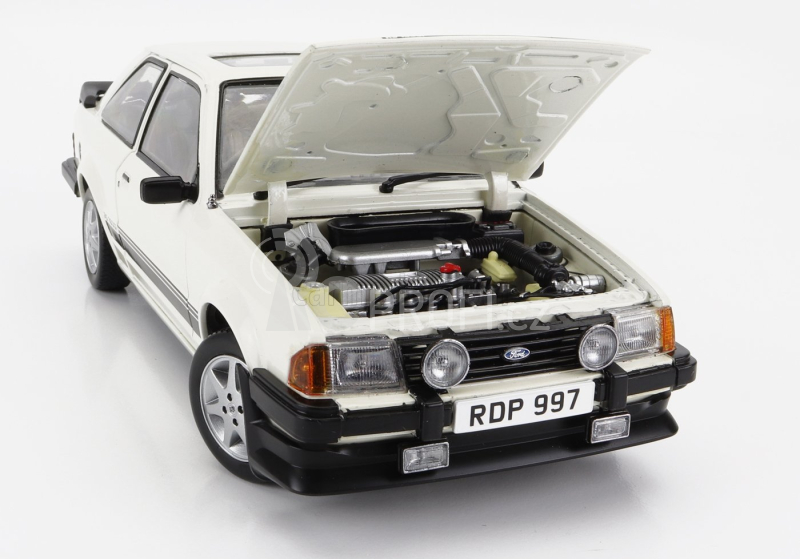Sun-star Ford england Escort Rs 1600i 1984 1:18 Bílá