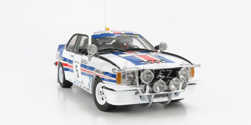 Sun-star Opel Ascona 400 (night Version) N 5 Rally Safari 1982 W.rohrl - C.geistdorfer 1:18 Bílá Modrá Červená