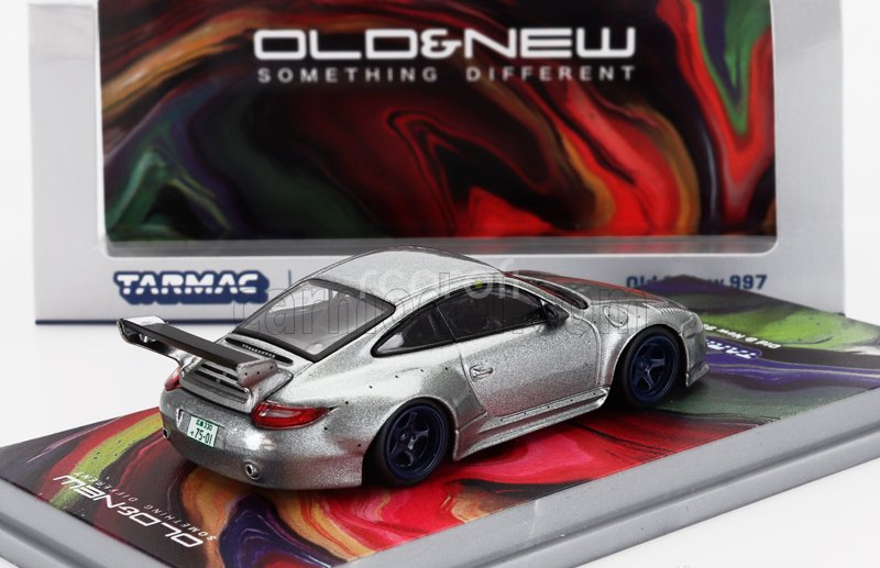Tarmac Porsche 911 997-2 Coupe N 1 Racing 2010 - Old & New 997 1:64 Grey