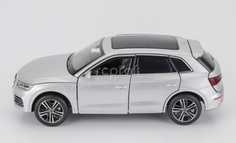 Tayumo Audi Q5 2014 1:32 Silver