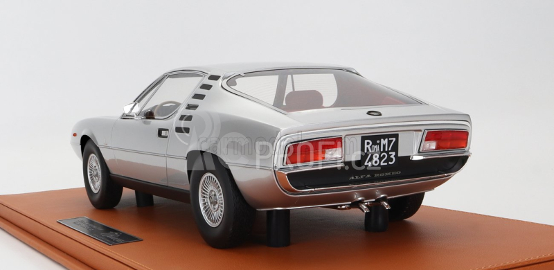 Topmarques Alfa romeo Montreal 1970 1:12 Silver
