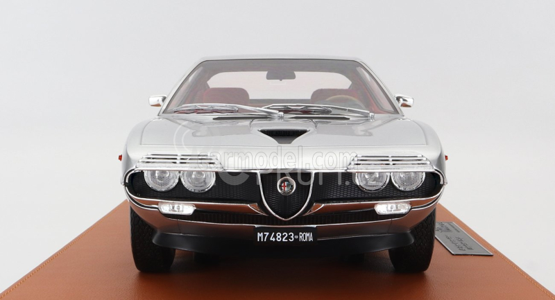 Topmarques Alfa romeo Montreal 1970 1:12 Silver