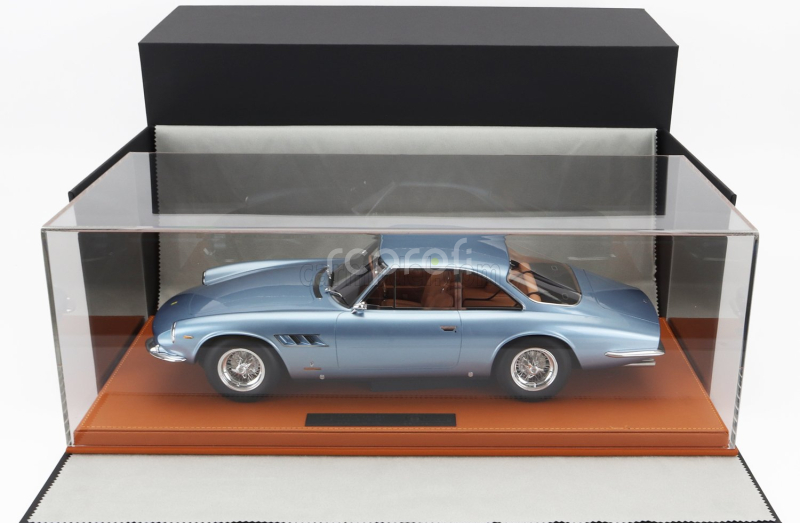 Topmarques Ferrari 500 Superfast 2-series 1965 1:12 Světle Modrá Met