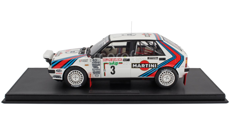 Topmarques Lancia Delta 4wd Team Martini Racing (night Version) N 3 Winner Rally Sanremo 1987 Miki Biasion - Tiziano Siviero - Con Vetrina - With Showcase 1:12 Bílá Červená Modrá