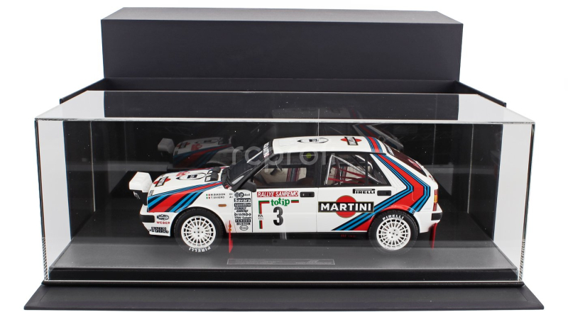 Topmarques Lancia Delta 4wd Team Martini Racing (night Version) N 3 Winner Rally Sanremo 1987 Miki Biasion - Tiziano Siviero - Con Vetrina - With Showcase 1:12 Bílá Červená Modrá