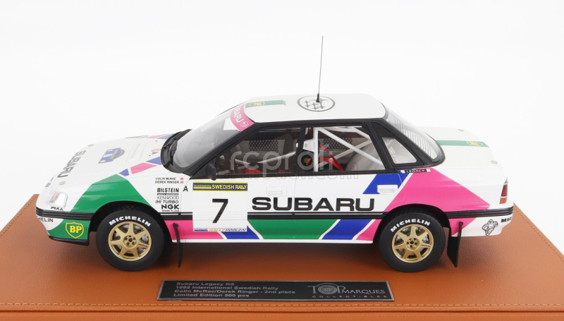 Topmarques Subaru Legacy Rs N 7 2nd Swedish Rally 1992 Colin Mcrae - Derek Ringer - Con Vetrina - With Showcase 1:18 Bílá Zelená Růžová