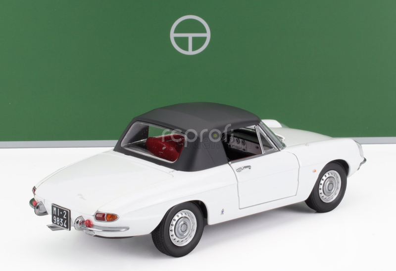 Touring modelcars Alfa romeo Duetto Spider 1600 Coda Tonda 1966 1:18 Bílá Černá