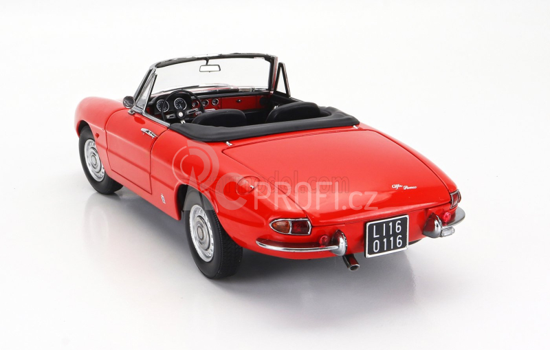 Touring modelcars Alfa romeo Duetto Spider 1600 Coda Tonda 1966 1:18 Red
