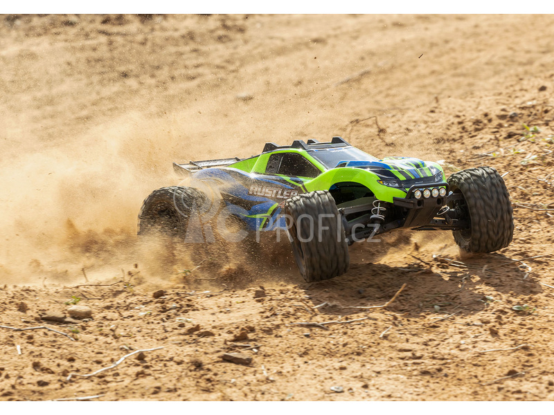 RC auto Traxxas Rustler 4WD 1:10 RTR s LED osvětlením, červená