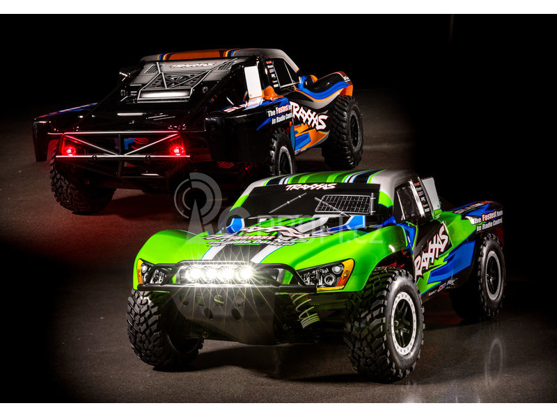 RC auto Traxxas Slash 4WD 1:10 RTR s LED osvětlením, červená